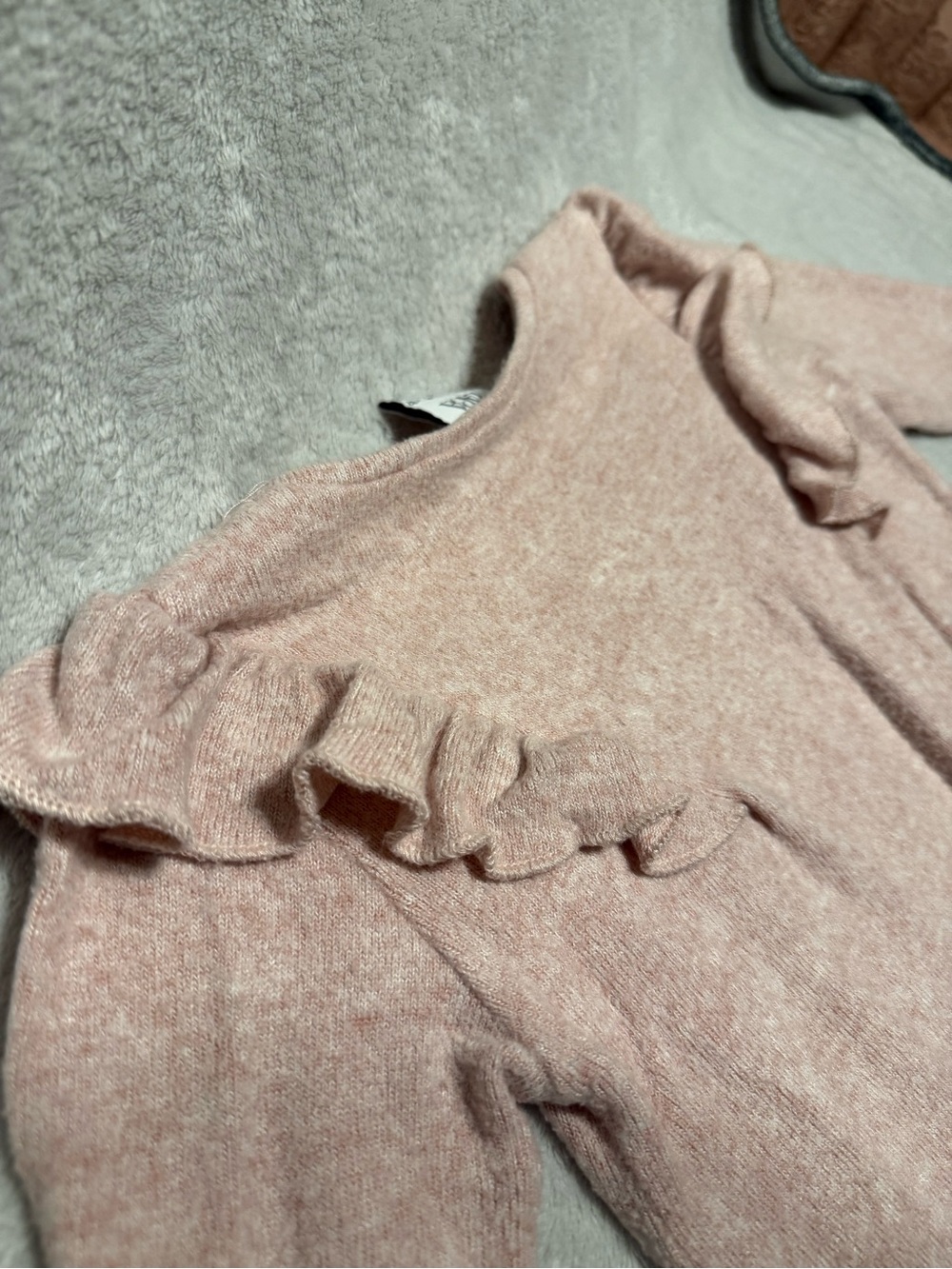 Pink Ruffle ZARA Sweater - Picture 3 of 6